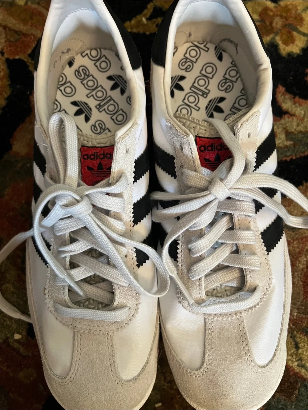 adidas classic sneakers